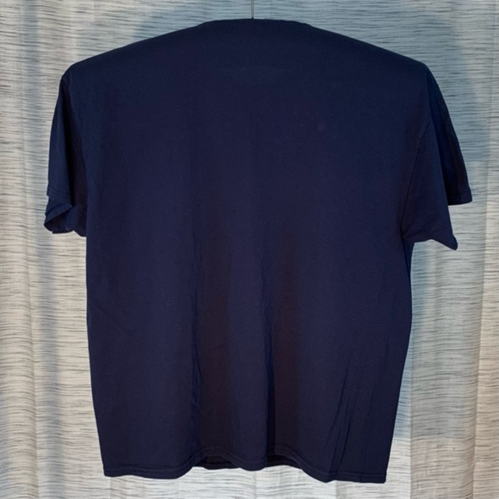 Gildan navy blue “Patriotic” short sleeve tee shirt. - Picture 2 of 7
